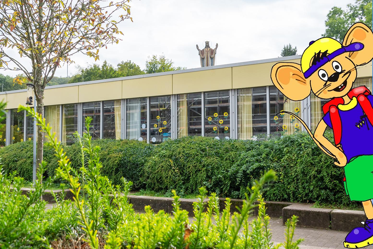 Man sieht das Schulgebäude der Schule (c) Maximilian-Kolbe-Schule Man sieht das Schulgebäude der Schule